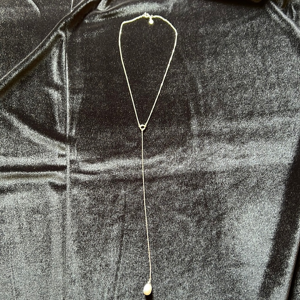 Ann Taylor Loft pearl drop silver necklace.  Never worn and purging my closet!